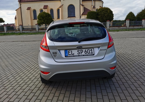 Ford Fiesta cena 22900 przebieg: 157000, rok produkcji 2012 z Kolbuszowa małe 232